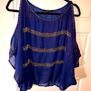 Blue open sleeve shirt